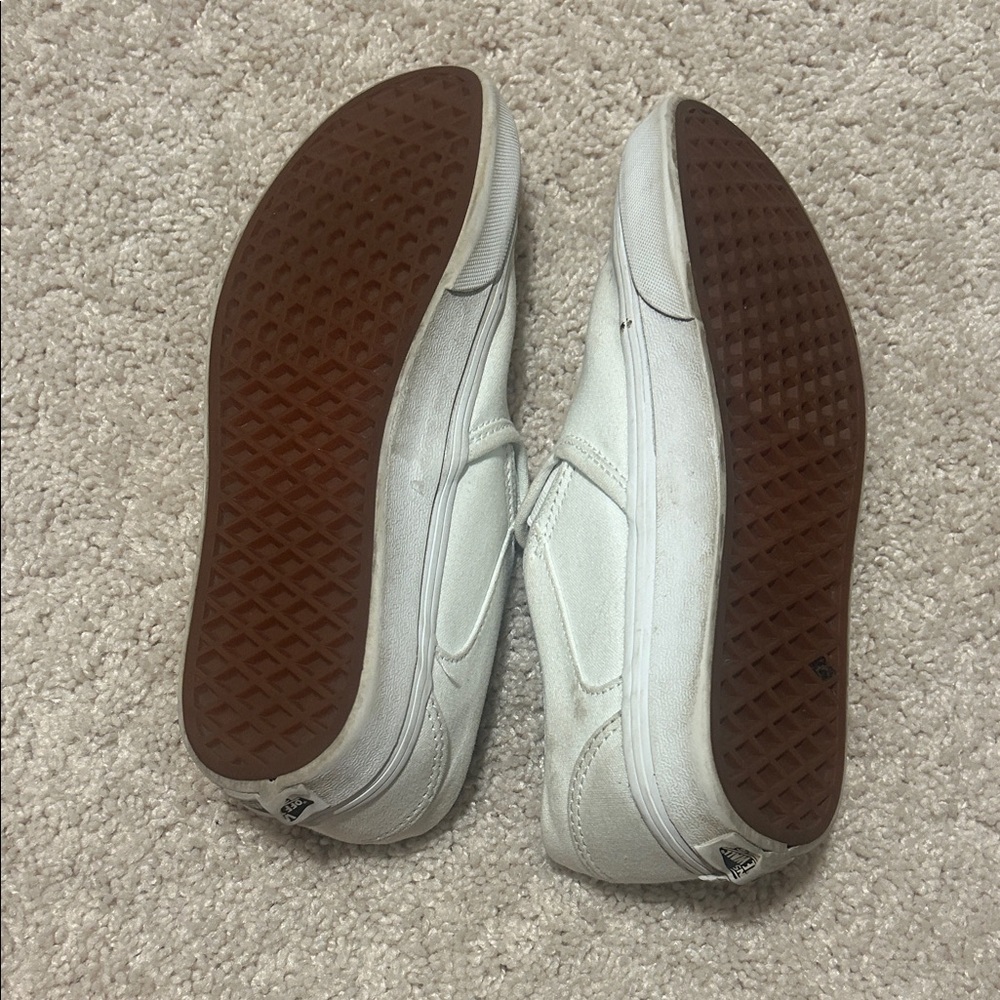 Vans women White Slip-On Shoes - Picture 2 of 3